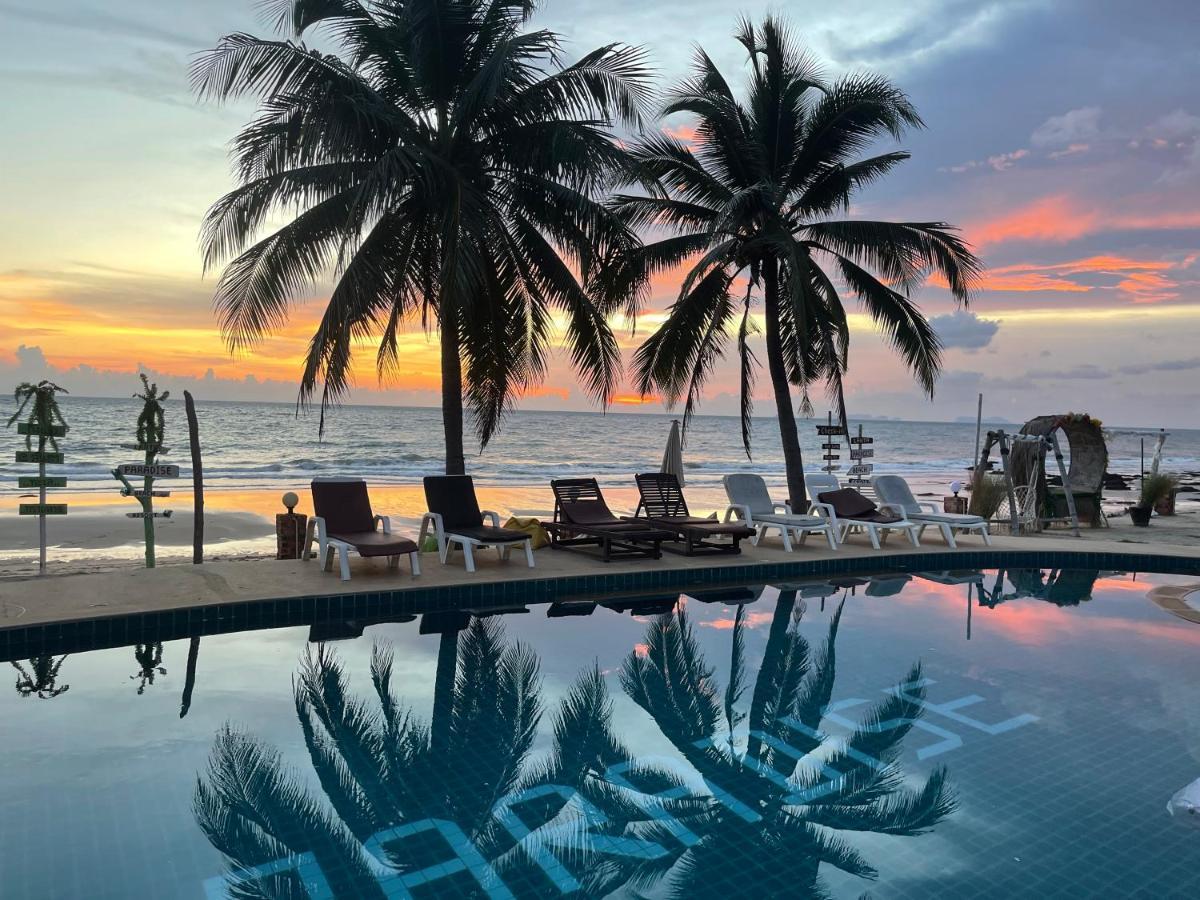 Lanta Paradise Beach Resort Ko Lanta Екстериор снимка